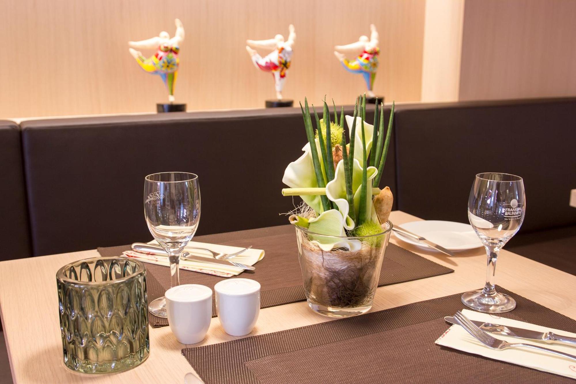 Hotel Bayerischer Hof Erlangen Extérieur photo