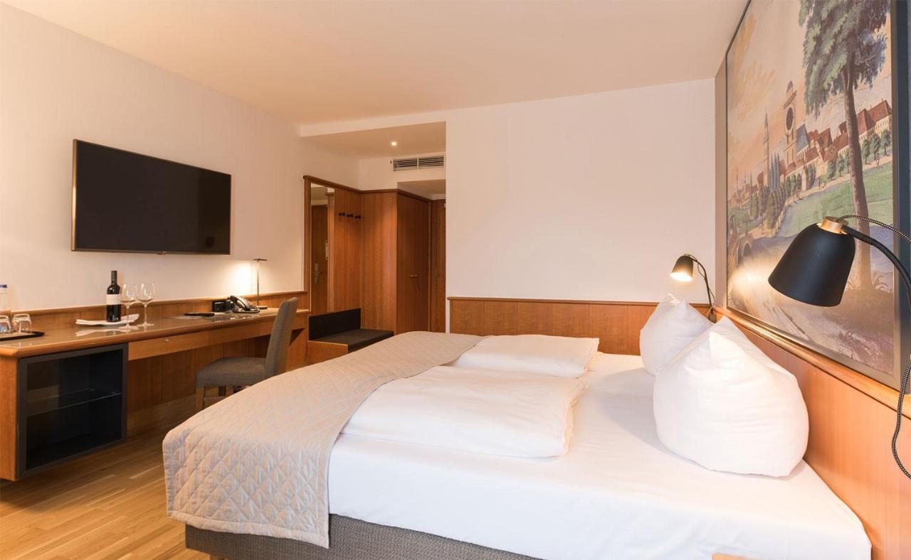 Hotel Bayerischer Hof Erlangen Extérieur photo