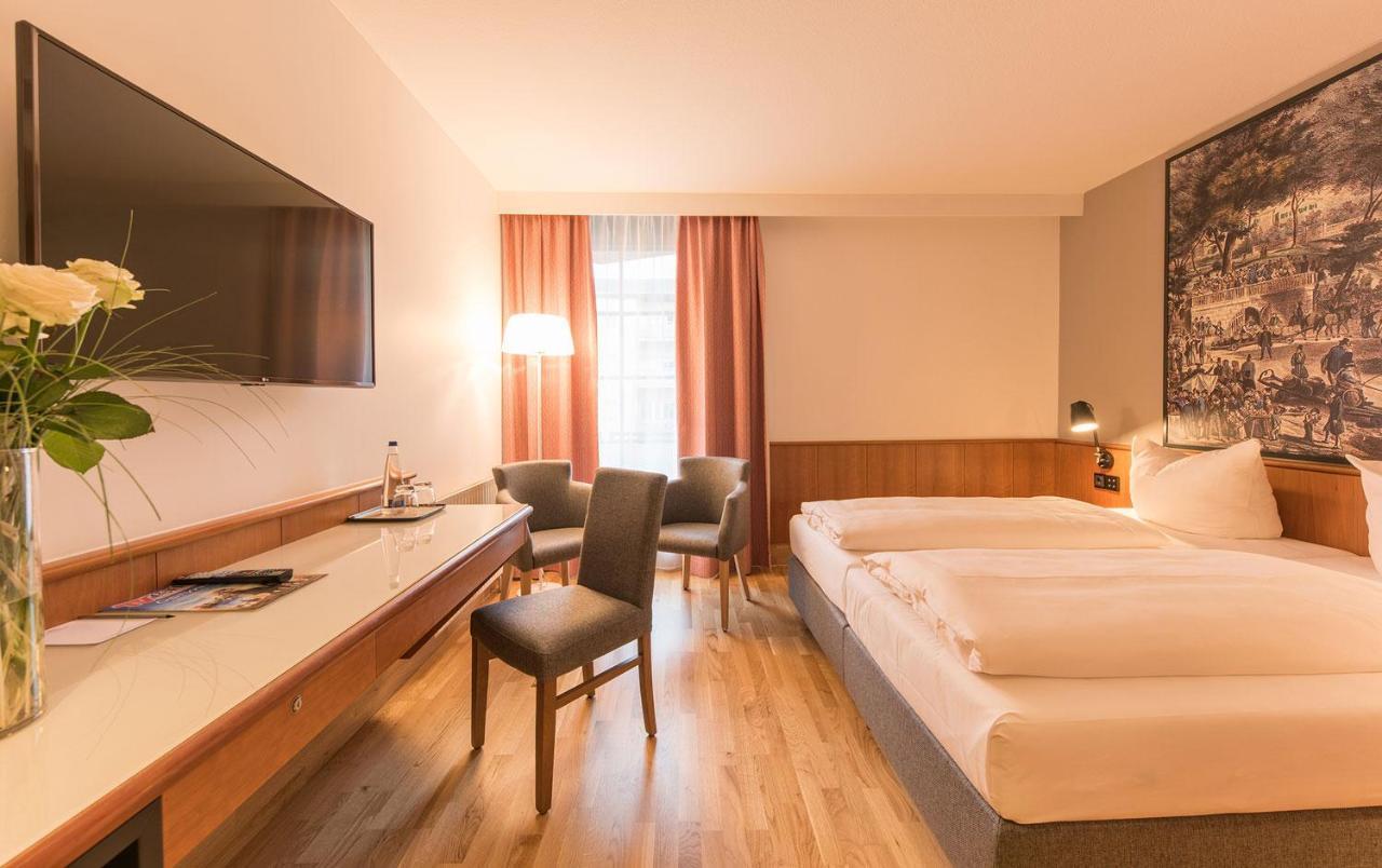Hotel Bayerischer Hof Erlangen Extérieur photo