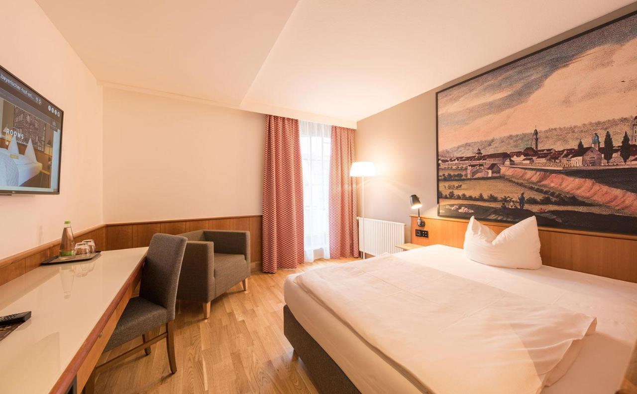Hotel Bayerischer Hof Erlangen Extérieur photo